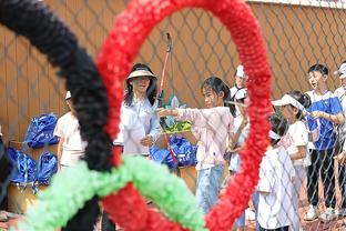 「直播吧现场实拍」武磊错失绝佳机会，近距离空门被门线解围！